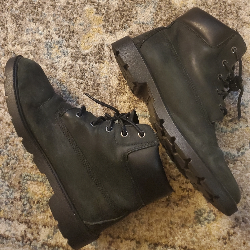 BootJunior Timberland® Classic 6-Inch Waterproof Boot Size 6.5
